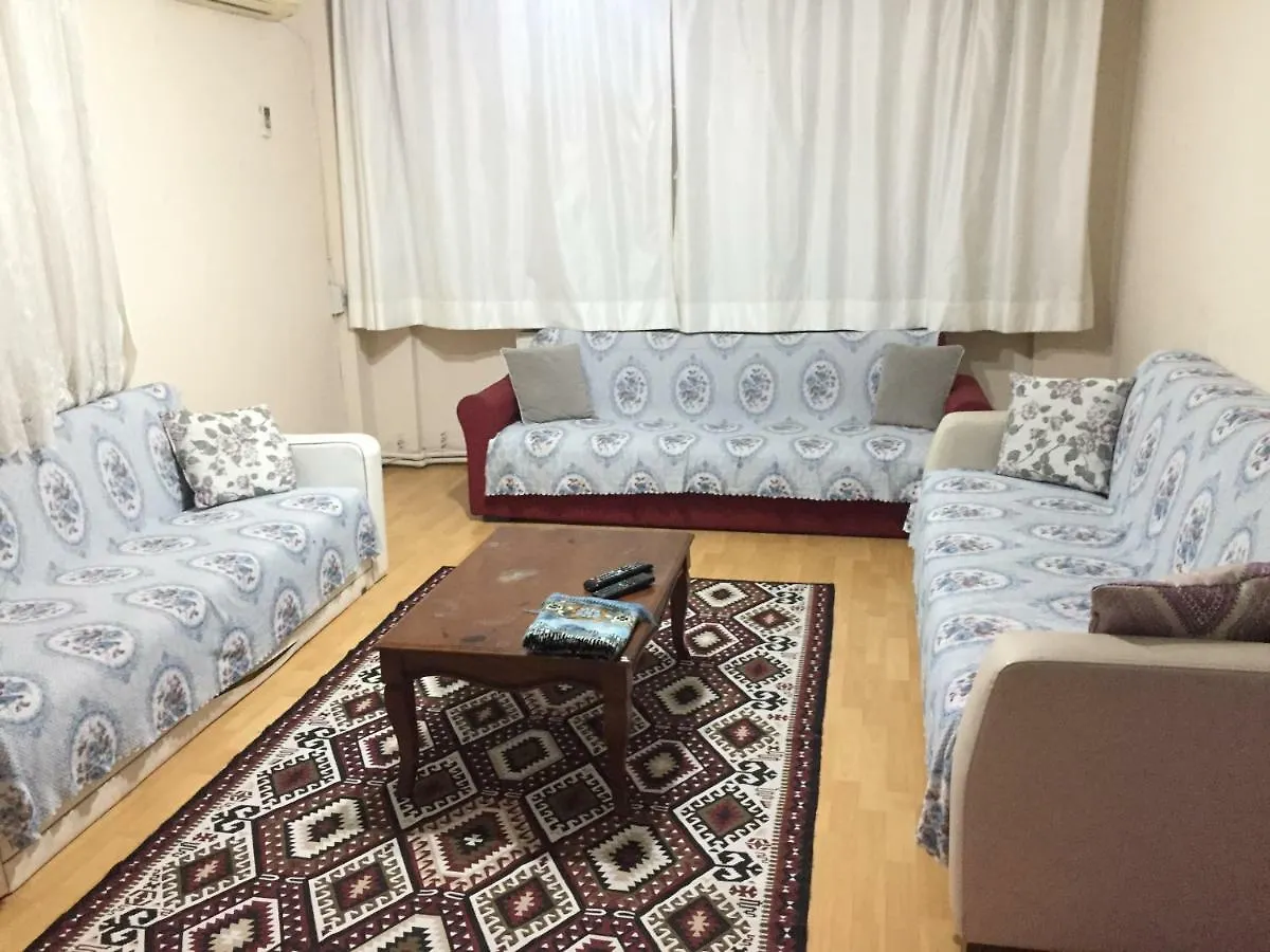 Yakup'S Apartment Istanboel
